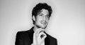 Louis Garrel sur son mariage avec Laetitia Casta « Ça va très bien »