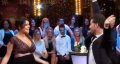 Enceinte, Karine Ferri affiche ses superbes rondeurs chez Arthur (vidéo)
