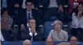 Emmanuel Macron décontracté au vestiaire des bleus (photo)