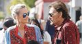 Laeti­cia Hally­day, comment envi­sage-t-elle sa vie avec ses filles sans Johnny ?