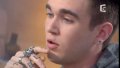 Isabelle Adjani fan de son fils Gabriel Kane qui fait ses débuts dans la musique (vidéo)