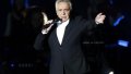 Michel Sardou chez Eliza­beth Taylor « il y avait des jarres de cocaïne dans le salon »