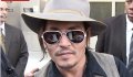Johnny Depp teint bien terne et peau grise à Los Angeles (photo)