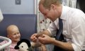 Le prince William prend soin d'un patient atteint du cancer