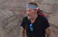 Johnny Hally­day malade : « il a besoin de projets pour exis­ter »