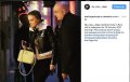 Lily-Rose Depp donne le coup d'envoi des illuminations de Noël à Paris (vidéo)