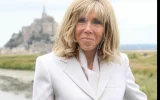 Brigitte Macron : un vacancier réclame Emmanuel, elle répond sans détour