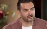 Cyril Lignac montre Déborah… mais ne dévoile toujours presque rien de leur couple