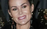 « FONCEZ ! » : Laeticia Hallyday conquise par cette nouvelle série sur Netflix