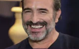 Jean Dujardin : loin des tournages, ce rôle qu'il préfère en vacances