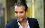 Jean Dujardin : son refuge en Gironde où il transmet son histoire à ses enfants