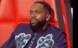 Tayc craque en direct dans « The Voice »
