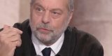 Éric Dupond-Moretti quitte (presque) la France pour Isabelle Boulay !