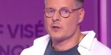 Matthieu Delormeau, voix étrange, débit ralenti sur W9 