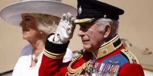 Trooping the Colour : Charles parle enfin de Harry !
