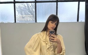 Clara Luciani face aux rumeurs de rupture : son message énigmatique pour accueillir 2026