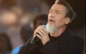 Florent Pagny : Après une laryngite, il remonte sur scène et fait trembler ses fans
