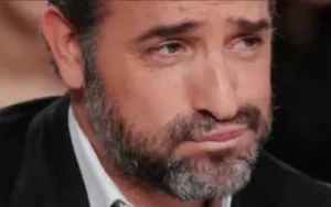 Jean Dujardin en couple avec l'actrice Karine Belly