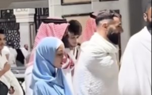 Karim Benzema à La Mecque : une Omra aux côtés de son épouse Lyna Khoudri 