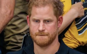 Meghan Markle rayonne, Harry surveille... le décryptage de leur langage corporel ! 