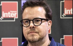 Nicolas Demorand absent de l'antenne jusqu'à Janvier 2026 : son combat contre la bipolarité continue 