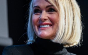 Portrait de Serge Varsano, le milliardaire qui a conquis Laeticia Hallyday : une carrière titanesque dans le négoce mondial 