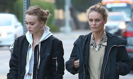 Vanessa Paradis et Lily-Rose Depp « immortalisées » par Karl Lagerfeld ? (photos)
