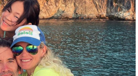 Laeticia Hallyday comblée, fin de crise financière, révélation chez Cyril Hanouna