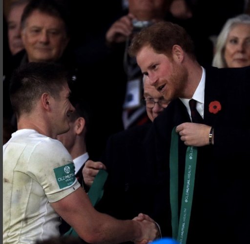 Le prince Harry- Voici raille ses problèmes capitulaires (photo)