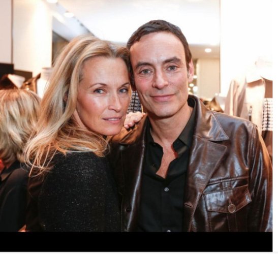 Anthony Delon - « j'élève seul mes filles depuis trois ans »