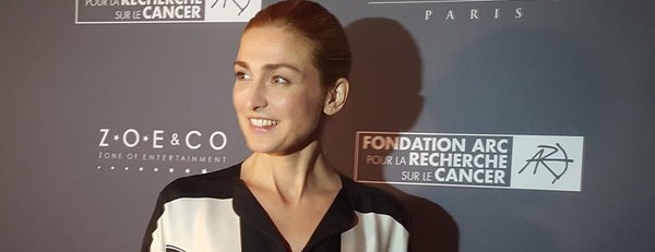 Julie Gayet a-t-elle bénéficié d'une sécurité particulière dans Dix pour Cent ?