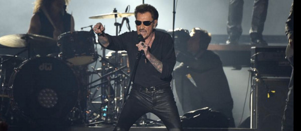 Johnny Hallyday serait-il en proie à des difficultés financières ?