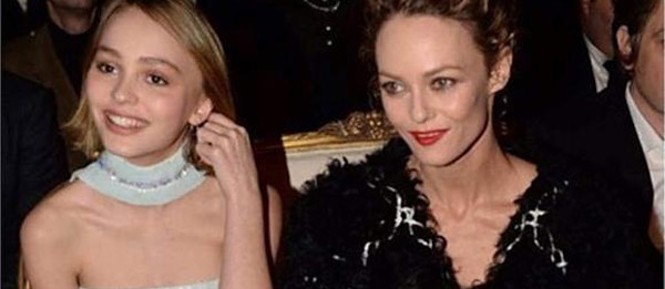 Lily-Rose veut sortir de l'ombre de Vanessa Paradis