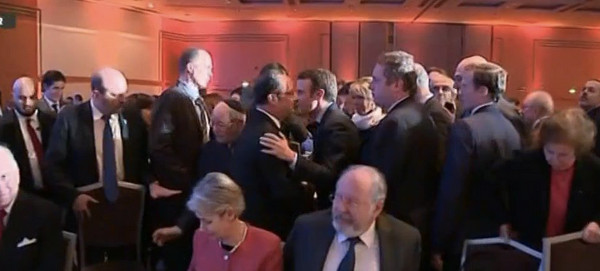 François Hollande et Emmanuel Macron se croisent au diner du Crif