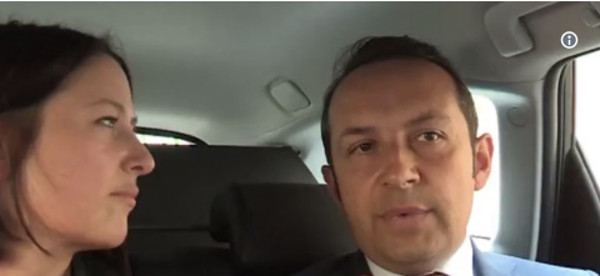 La blague polémique d'un député FN sur les Roms dans Quotidien (vidéo)