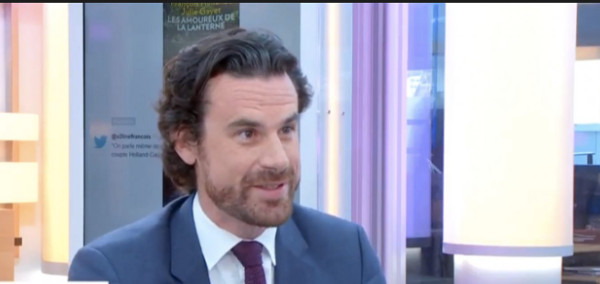 Emmanuel Macron « le roi du karaoké », selon Mathias Vicherat, le chéri de Marie Drucker