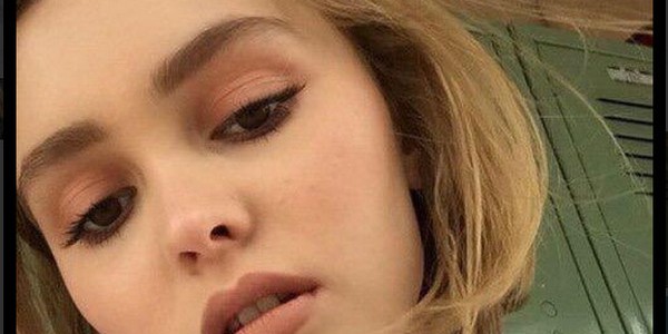 Lily-Rose Depp, une épaule pour Willow Smith