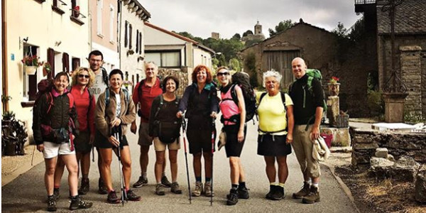Alexandra Lamy, mode détente et randonnée à travers les Cévennes (photo)