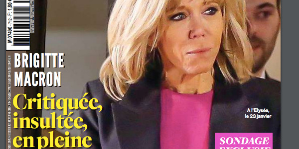 Brigitte Macron, tête d'ahuri à Honfleur, une photo lui brise le coeur
