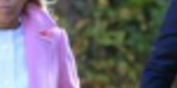 Brigitte Macron lassée, ce geste du président pour la rassurer à Biarritz (photo)