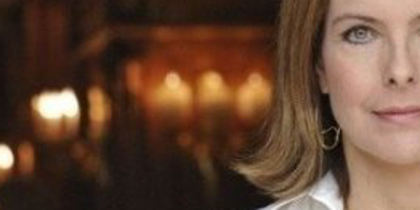Carole Bouquet « irrite » Philippe Sereys de Rothschild, un chanteur lui fait perdre la tête