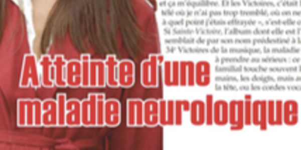 Clara Luciani, drame, atteinte d'une maladie neurologique
