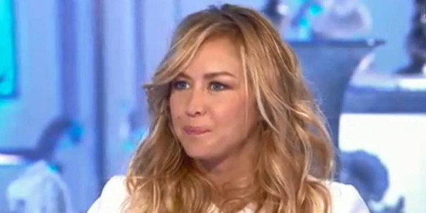 Enora Malagré balance sur ses anciens collègues de TPMP « payés à rien foutre »