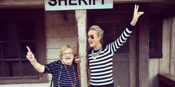 La grand-mère de Laeticia Hallyday clashe Laura Smet et David Hallyday