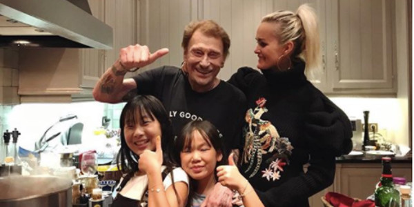 Laeticia Hallyday, que va-t-elle devenir depuis la mort de son mari ?