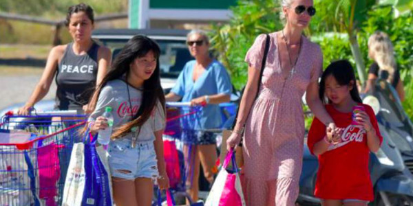 Laeticia Hallyday, plus aucune cachoterie avec ses filles