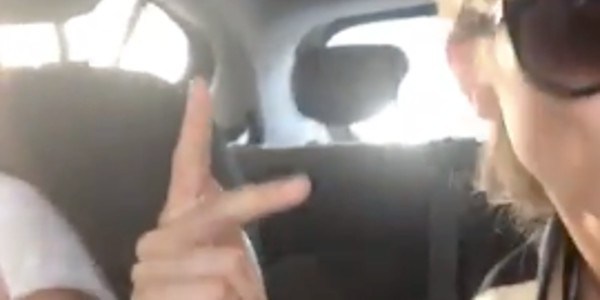 Laura Smet, apaisée, changée, une ère nouvelle avec Laeticia Hallyday