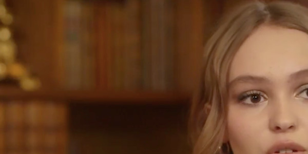 Lily-Rose Depp s'écarte de Vanessa Paradis, cette confidence qui en dit long