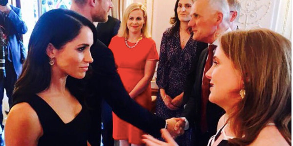 Meghan Markle enfreint le protocole royal et fait polémique