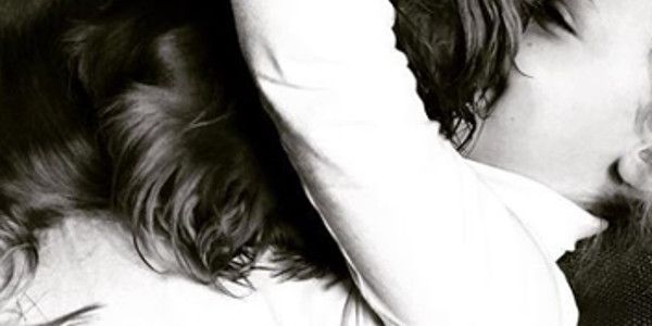 Carla Bruni maman comblée, une rare photo de sa Giulia (photo)